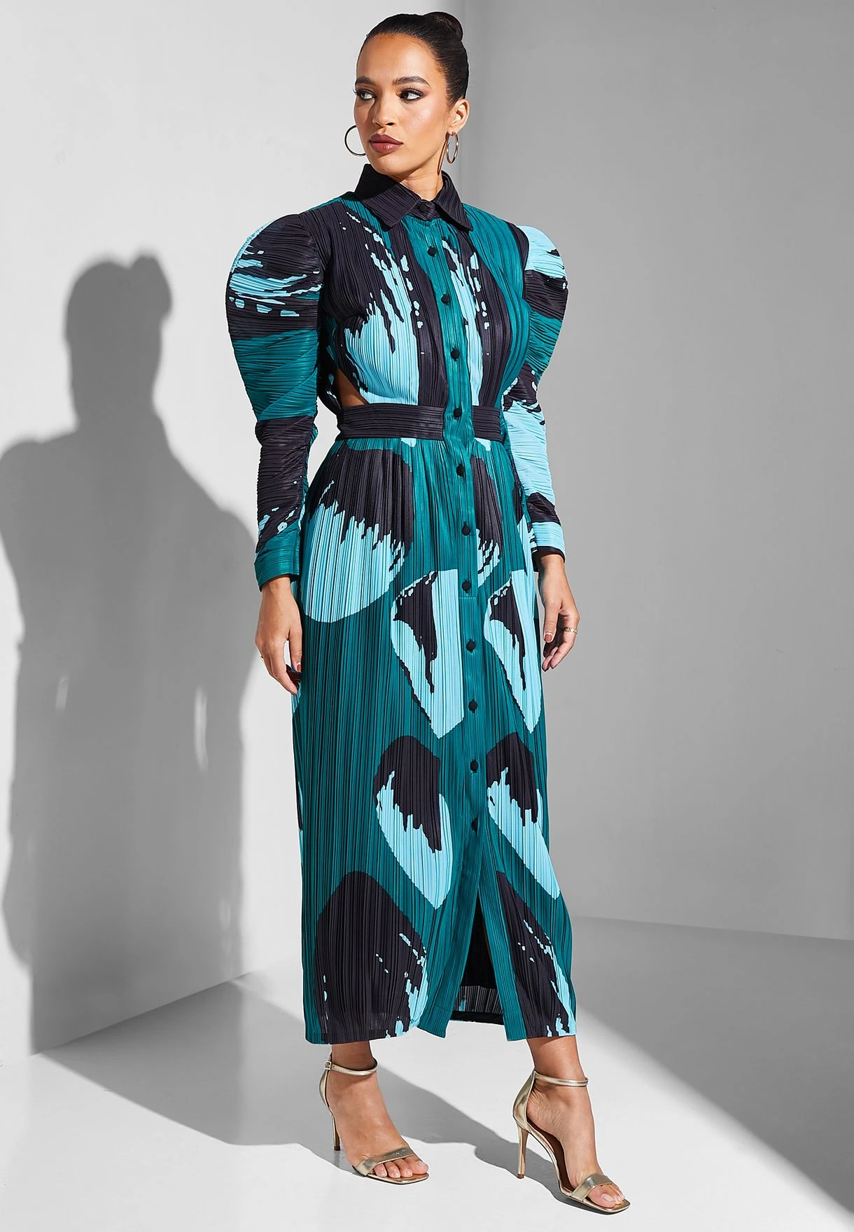 Plisse Button Detail Printed Dress 4 Plisse Button Detail Printed Dress - Image 4