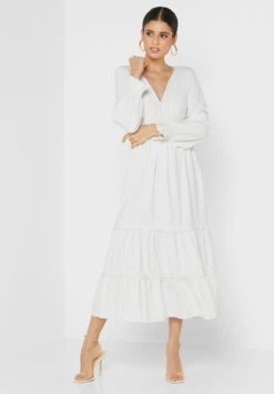 Little Mistress Cream Crochet Trim Midaxi By Vogue Williams 7 Little Mistress Cream Crochet Trim Midaxi By Vogue Williams -Silk Bloom Dresses Store 4 zoom desktop 1494