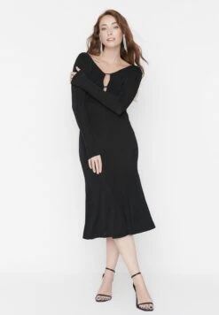 Trendyol Cut Out Detail Knitted Dress 11 Trendyol Cut Out Detail Knitted Dress -Silk Bloom Dresses Store 4 zoom desktop 1526