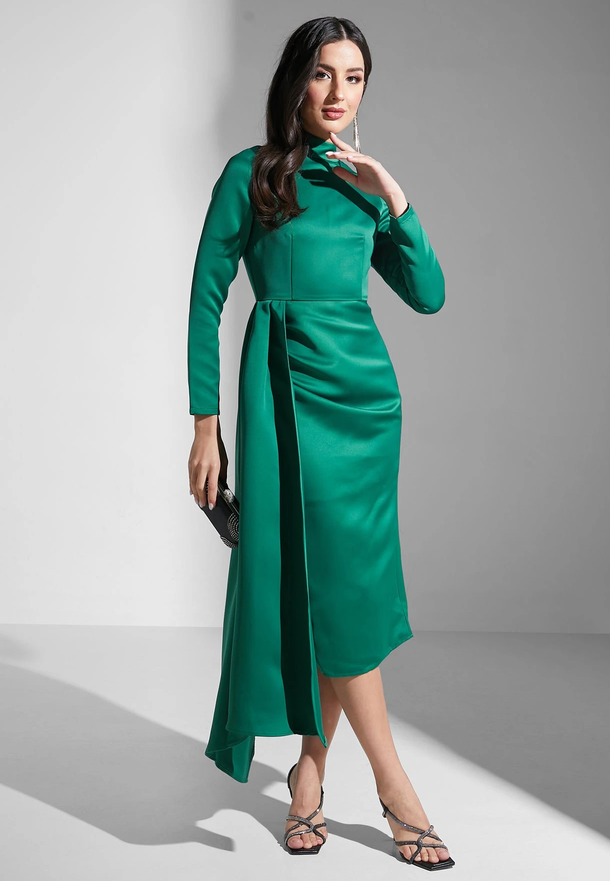 Asymmetrical Hem Knitted Dress 4 Asymmetrical Hem Knitted Dress - Image 4