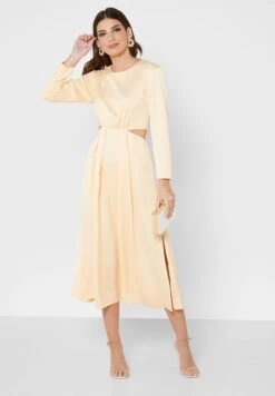 Crew Neck Cut Out Detail Pleated Dress 7 Crew Neck Cut Out Detail Pleated Dress -Silk Bloom Dresses Store 4 zoom desktop 1679