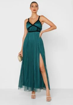 Side Split Knitted Dress -Silk Bloom Dresses Store 4 zoom desktop 1868