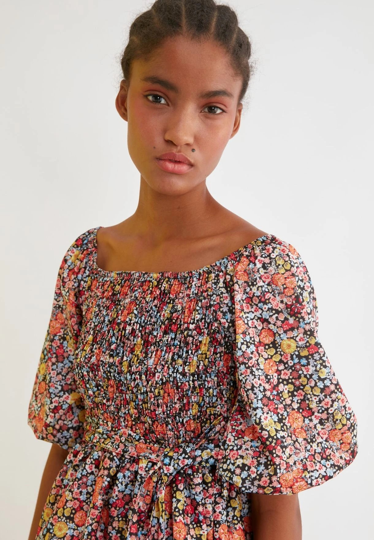 Trendyol Balloon Sleeve Shirred Printed Dress 4 Trendyol Balloon Sleeve Shirred Printed Dress - Image 4