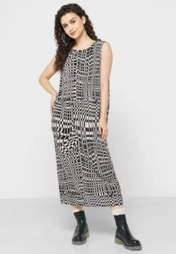 Monki Cut Out Back Knitted Dress -Silk Bloom Dresses Store 4 zoom desktop 209