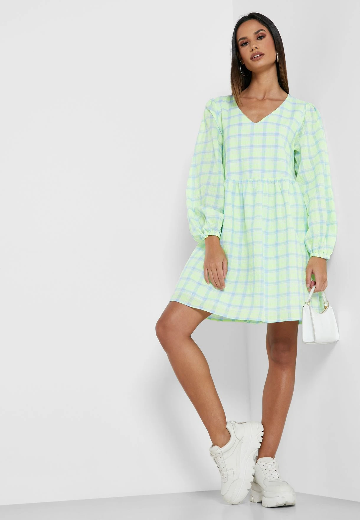 Noisy May V-Neck Check Mini Dress 4 Noisy May V-Neck Check Mini Dress - Image 4