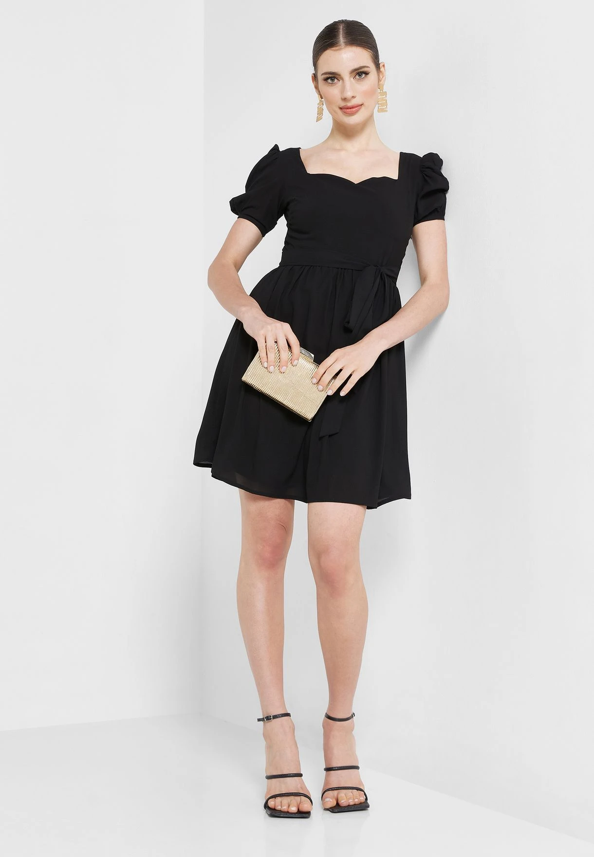 Balloon Sleeve Sweetheart Neck Pleated Dress 4 Balloon Sleeve Sweetheart Neck Pleated Dress - Image 4