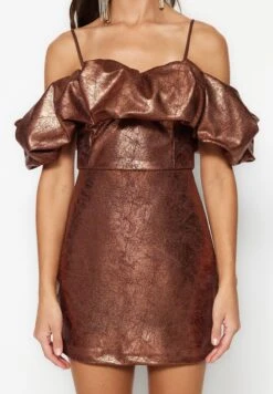 Trendyol Cold Shoulder Textured Dress -Silk Bloom Dresses Store 4 zoom desktop 357