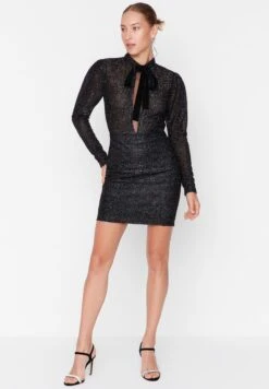 Trendyol Tie Detail Shimmer Dress 8 Trendyol Tie Detail Shimmer Dress -Silk Bloom Dresses Store 4 zoom desktop 376