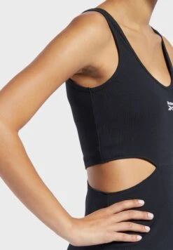 Reebok Classics Dress 9 Reebok Classics Dress -Silk Bloom Dresses Store 4 zoom desktop 470