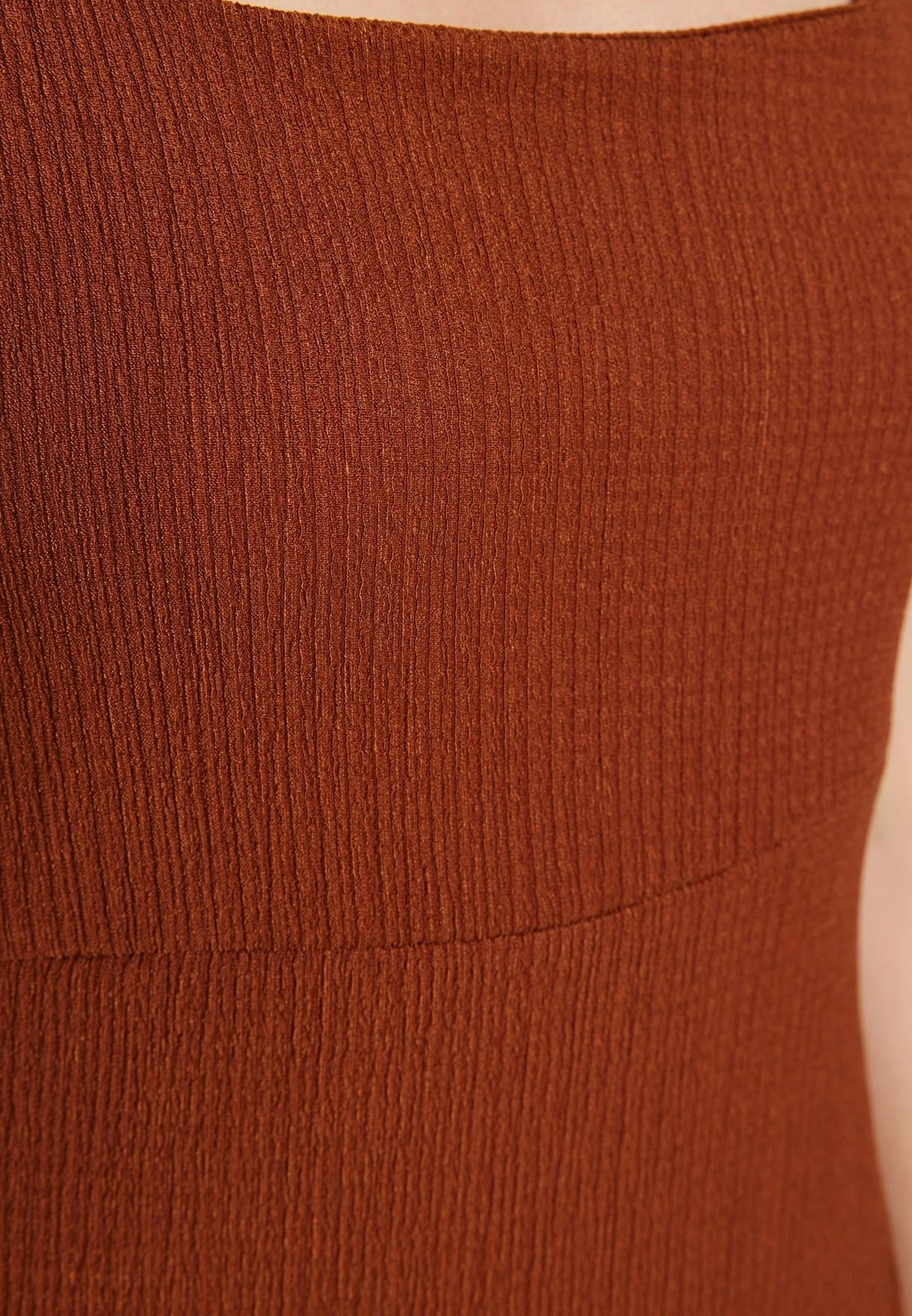 Trendyol Square Neck Slit Detail Dress 4 Trendyol Square Neck Slit Detail Dress - Image 4