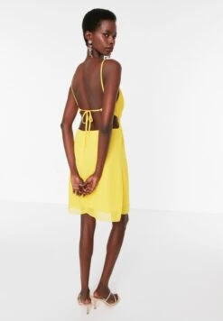 Trendyol Strappy Cut Out Detail Dress -Silk Bloom Dresses Store 4 zoom desktop 55