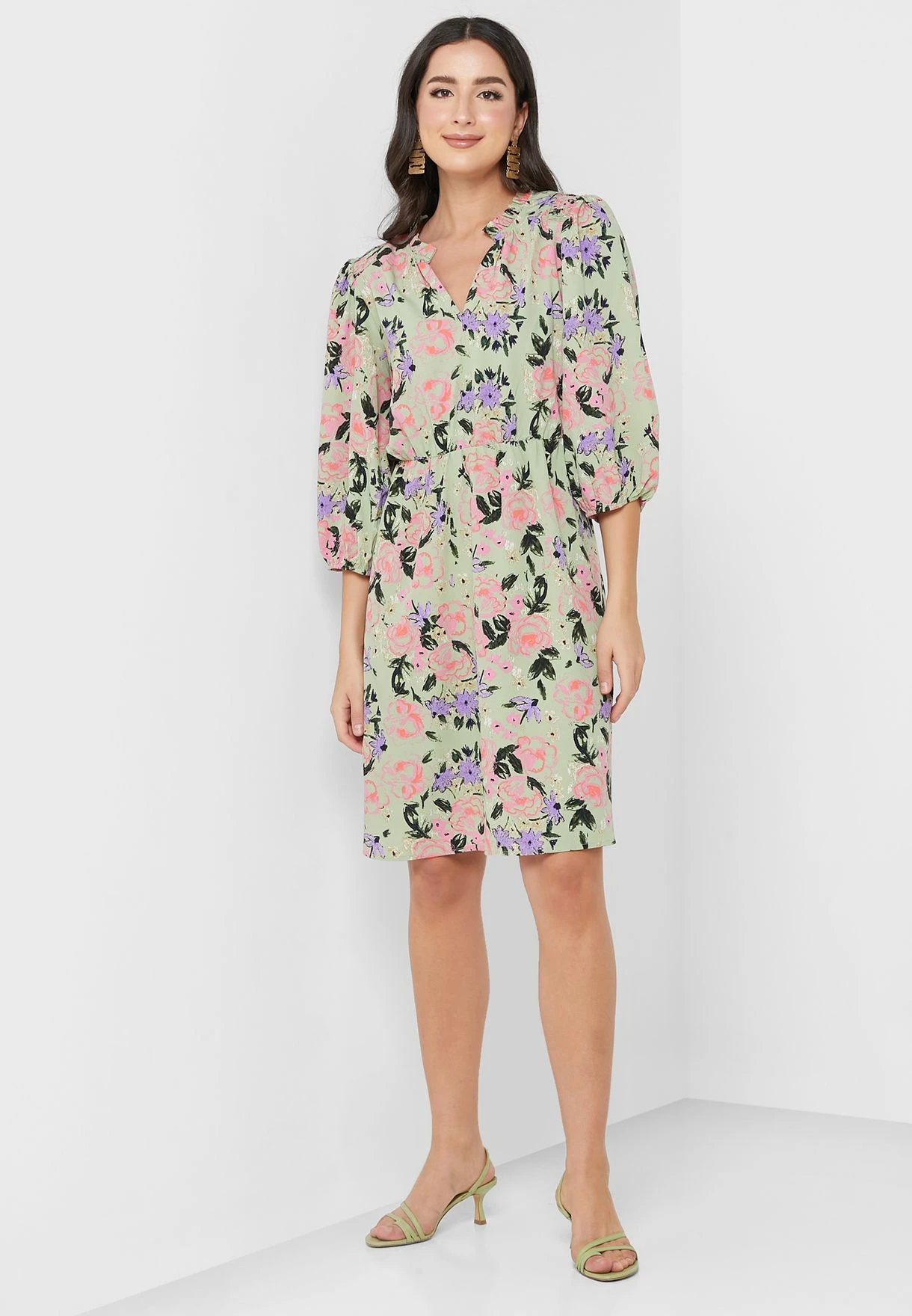 Vero Moda Puff Sleeve Tiered Dress 4 Vero Moda Puff Sleeve Tiered Dress - Image 4