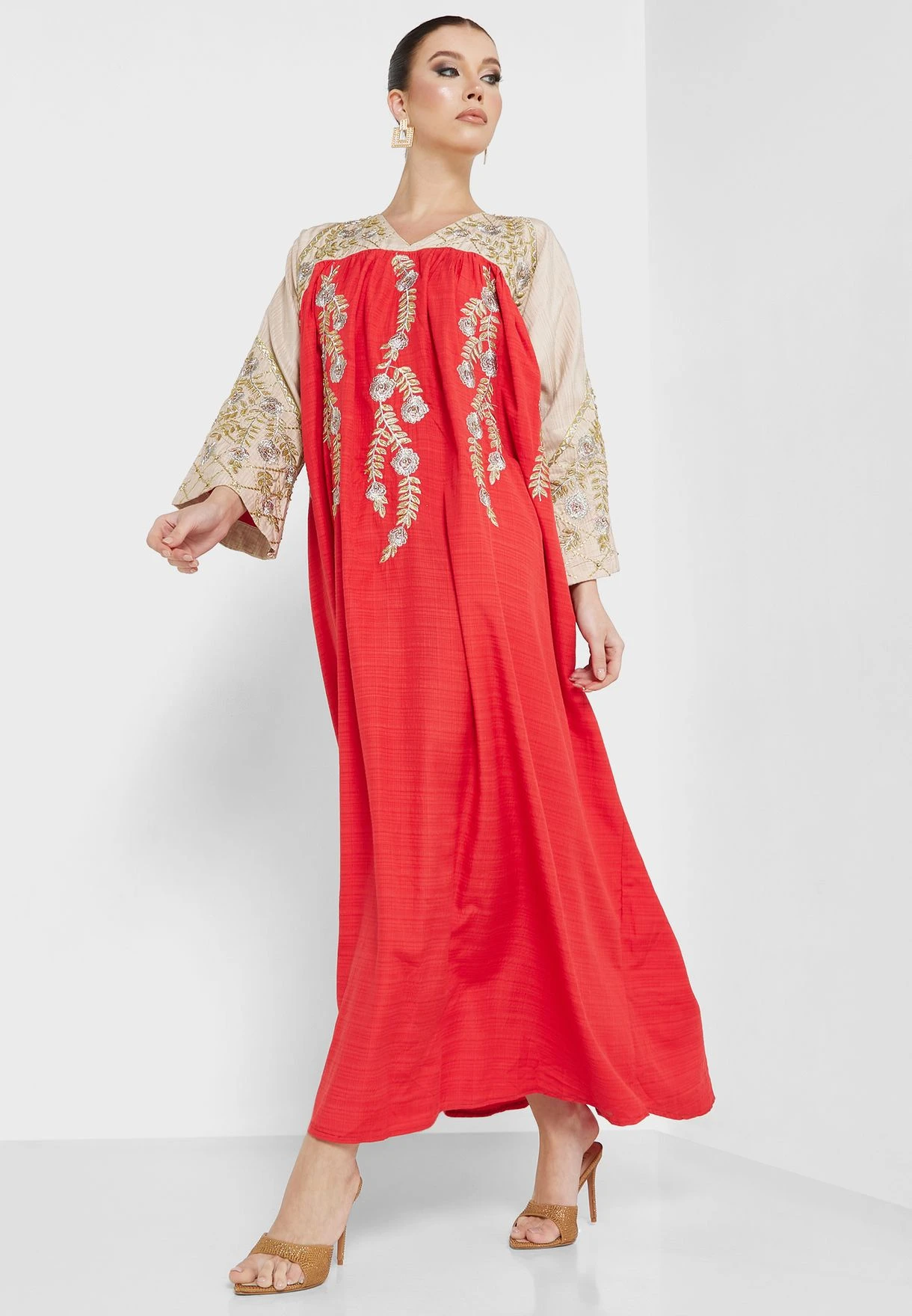 V-Neck Tiered Printed Dress 4 V-Neck Tiered Printed Dress - Image 4