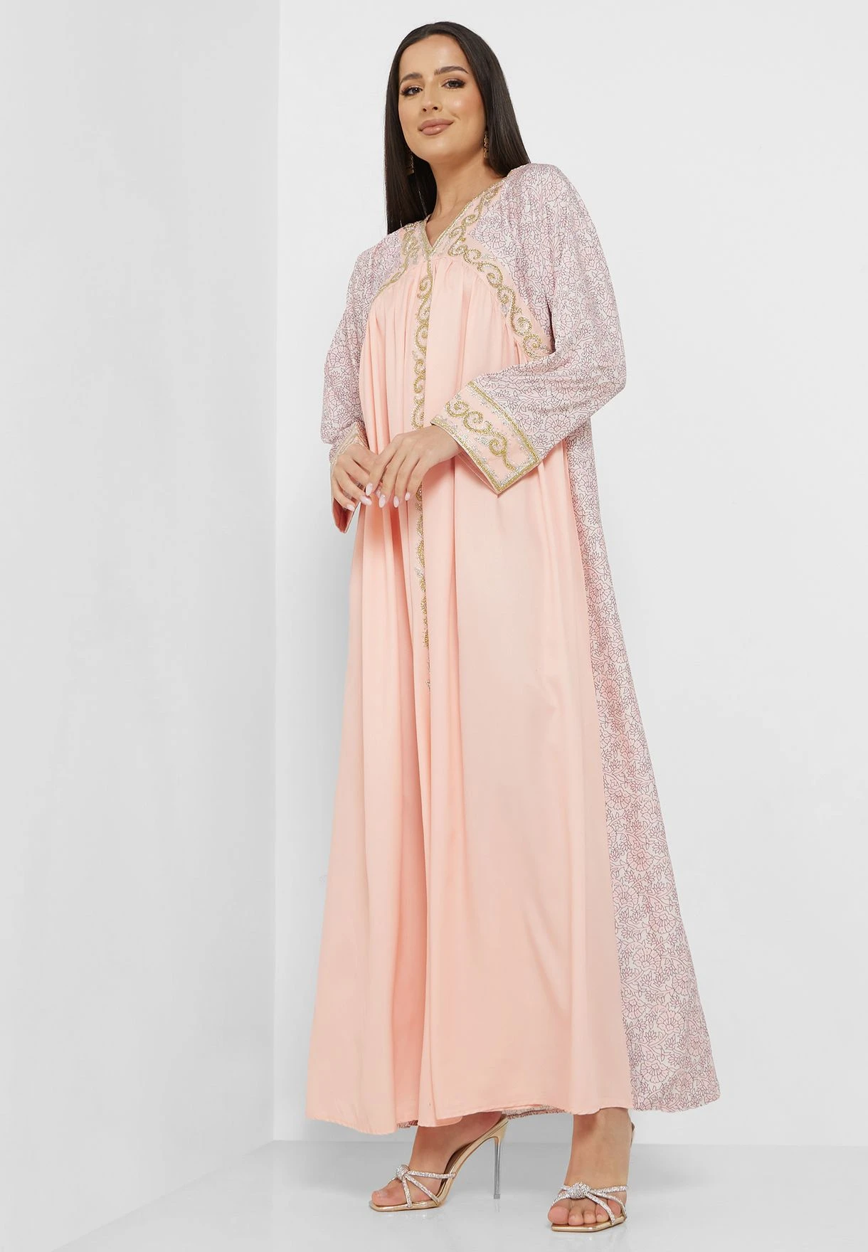 V-Neck Printed Jalabiya 4 V-Neck Printed Jalabiya - Image 4