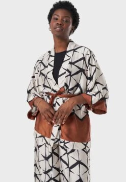 Graphic Print Kimono -Silk Bloom Dresses Store 4 zoom desktop 802