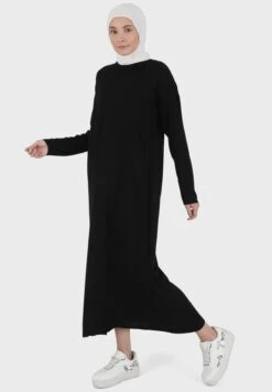 Round Neck Knitted Dress -Silk Bloom Dresses Store 4 zoom desktop 906