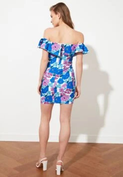 Trendyol Ruffle Detail Floral Print Dress -Silk Bloom Dresses Store 5 zoom desktop 103