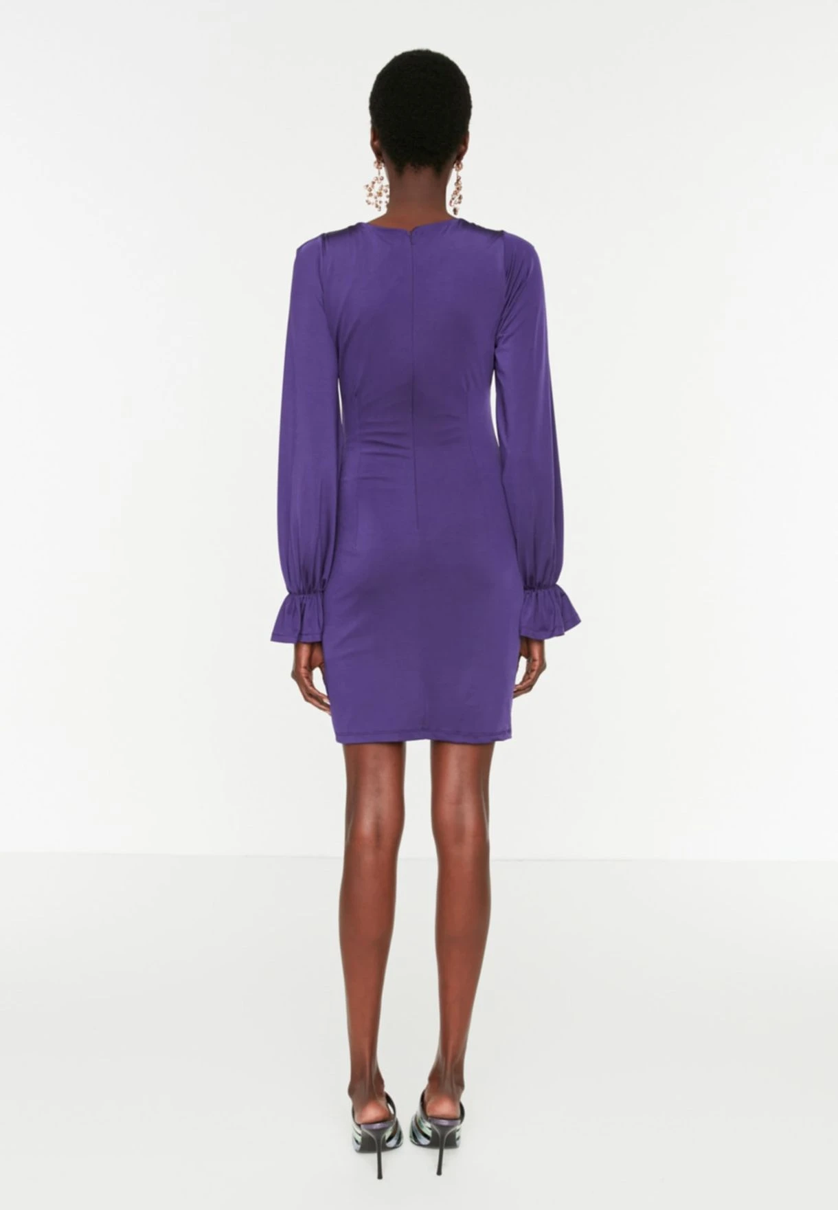 Trendyol Balloon Sleeve Knitted Bodycon Dress 5 Trendyol Balloon Sleeve Knitted Bodycon Dress - Image 5