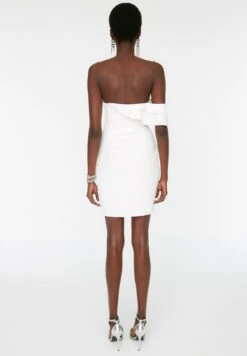 Trendyol One Shoulder Slit Hem Ruffle Detail Dress 13 Trendyol One Shoulder Slit Hem Ruffle Detail Dress -Silk Bloom Dresses Store 5 zoom desktop 153