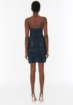 Trendyol Sequin Detail Strappy Sweetheart Neck Dress 9 Trendyol Sequin Detail Strappy Sweetheart Neck Dress -Silk Bloom Dresses Store 5 zoom desktop 155