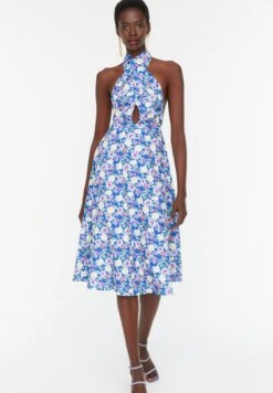 Trendyol Halter Neck Floral Print Skater Dress 12 Trendyol Halter Neck Floral Print Skater Dress -Silk Bloom Dresses Store 5 zoom desktop 213