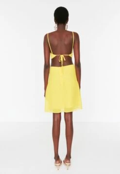 Trendyol Strappy Cut Out Detail Dress -Silk Bloom Dresses Store 5 zoom desktop 22