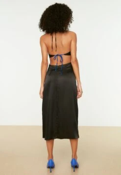 Trendyol Halter Neck Cut Out Detail Dress 9 Trendyol Halter Neck Cut Out Detail Dress -Silk Bloom Dresses Store 5 zoom desktop 221