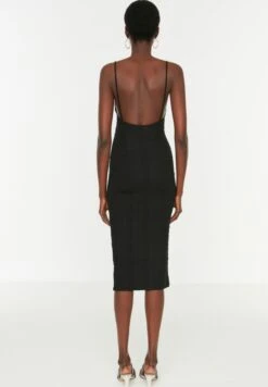 Trendyol Plunge Neck Strappy Knitted Dress 9 Trendyol Plunge Neck Strappy Knitted Dress -Silk Bloom Dresses Store 5 zoom desktop 399