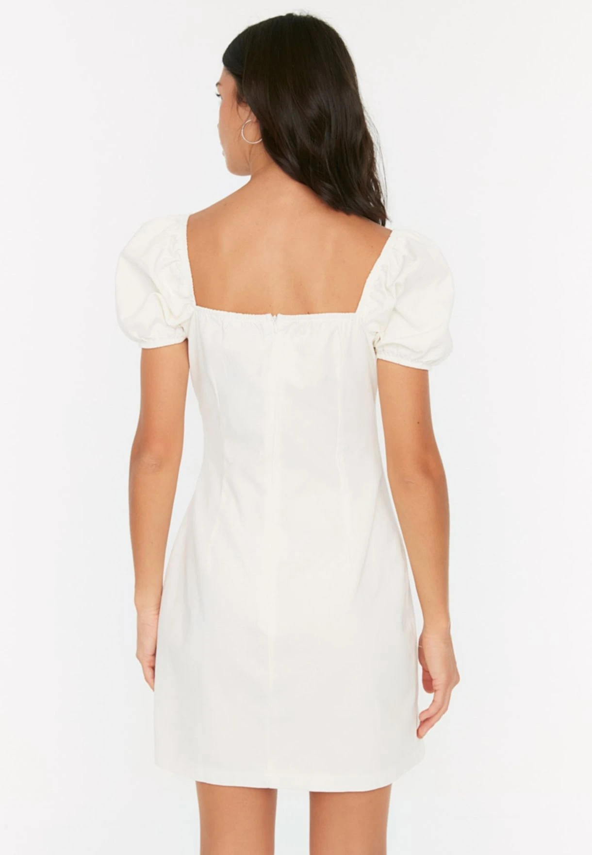 Trendyol Puff Sleeve Square Neck Bodycon Dress 5 Trendyol Puff Sleeve Square Neck Bodycon Dress - Image 5