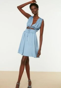 Trendyol Cut Out Tie Detail Pleated Dress 11 Trendyol Cut Out Tie Detail Pleated Dress -Silk Bloom Dresses Store 6 zoom desktop 47