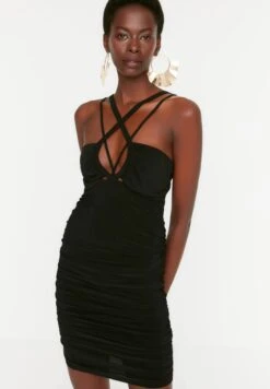 Trendyol Halter Neck Strappy Bodycon Dress 16 Trendyol Halter Neck Strappy Bodycon Dress -Silk Bloom Dresses Store 8 zoom desktop 25